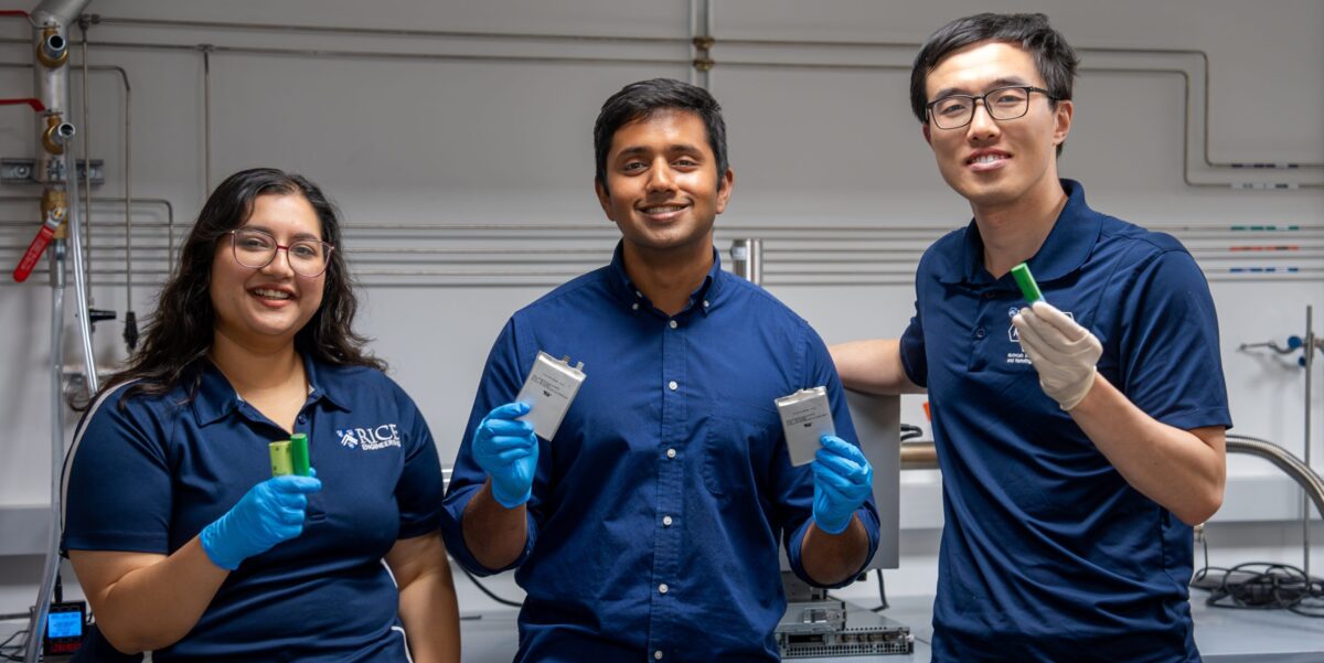 Sohini Bhattacharyya, Gautam Chandrasekhar und Xiang Zhang (v.l.)