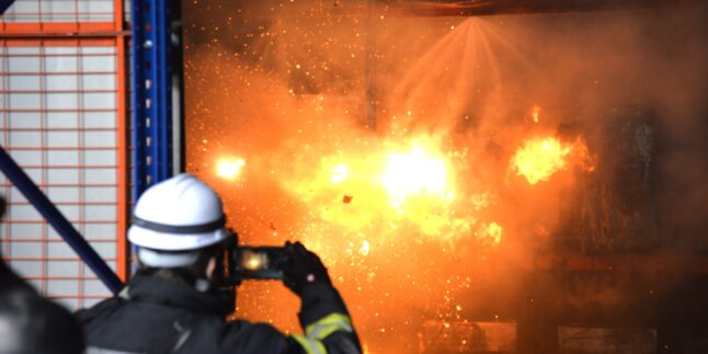 Großbrandversuche im Realmaßstab