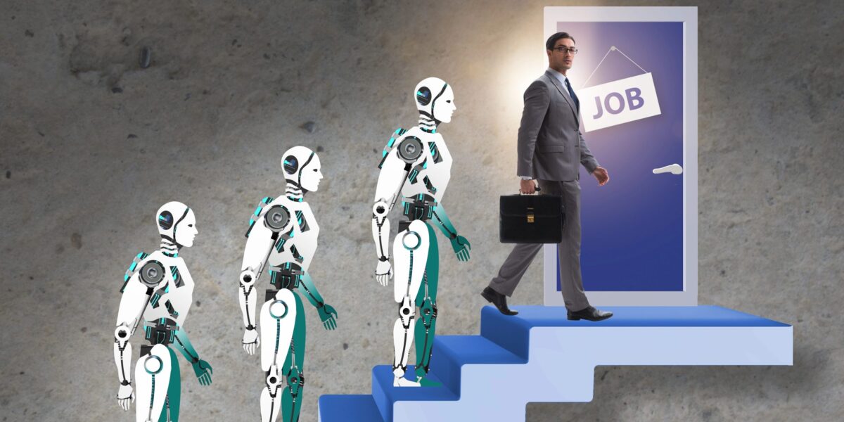 Humanoider Roboter läuft dir Treppe hoch