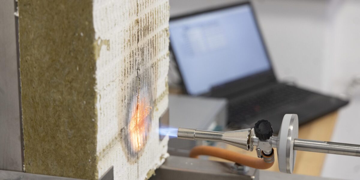 Dazu zählen Produktzertifizierungen, Erstinspektionen und laufende Überwachungen von Herstellwerken ebenso wie brandschutztechnische Prüfungen. Foto: gbd-pta