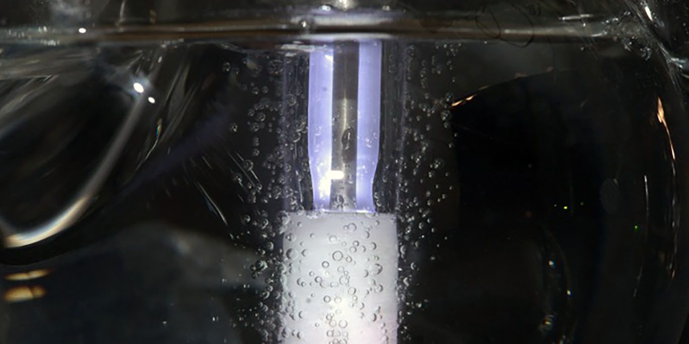 Treibstoff aus dem Reagenzglas: Ersetzen Plasma-Blitze bald die Chemieanlage?