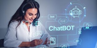 Frau arbeitet mit KI