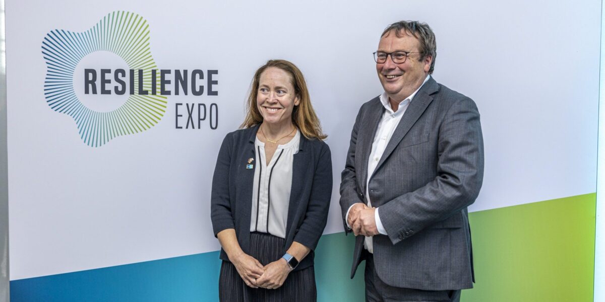 Katerina Kessler aus dem US-Bundesstaat Minnesota und ihr Amtskollege Oliver Krischer aus Nordrhein-Westfalen.