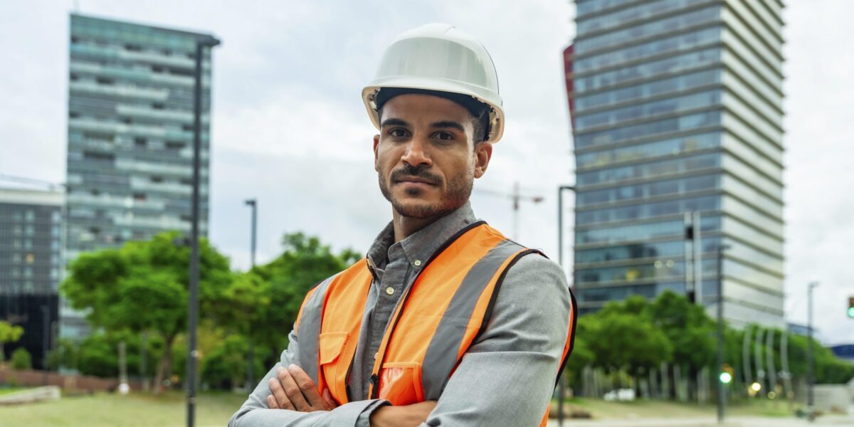 Ein Ingenieur mit Migrationshintergrund