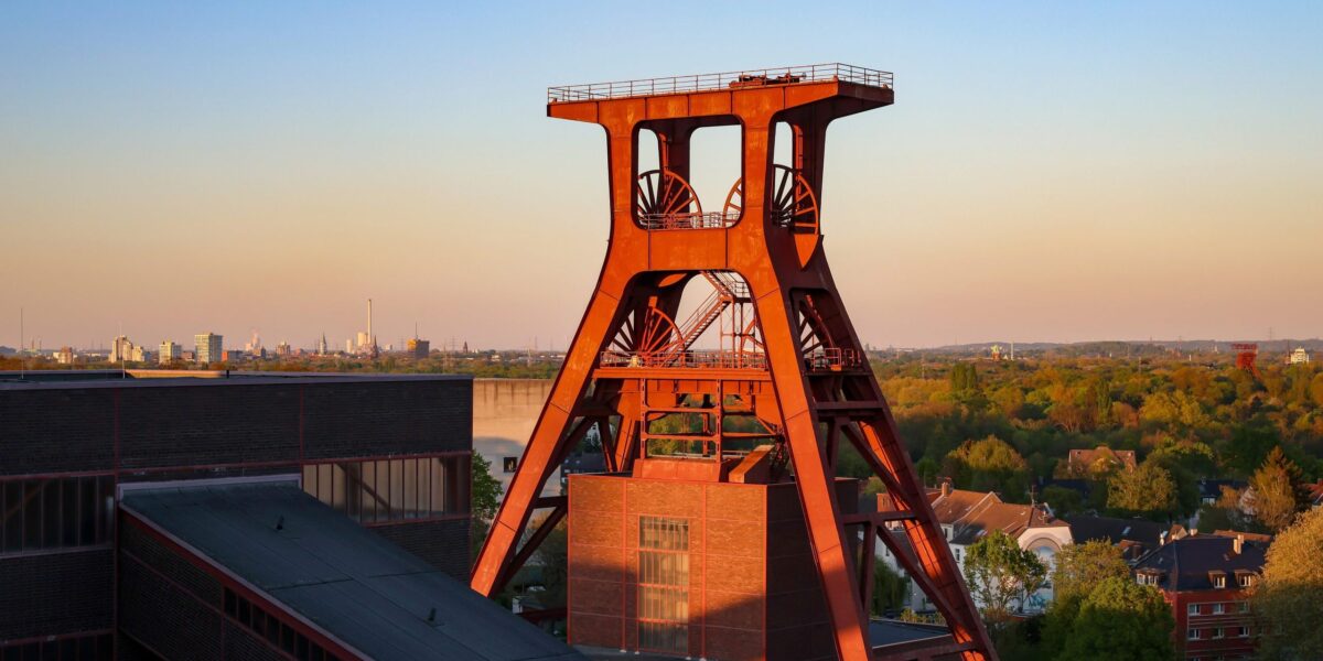 Essen, Ruhrgebiet, Nordrhein-Westfalen, Deutschland - Zeche Zollverein, UNESCO Welterbe Zollverein, Foerderturm