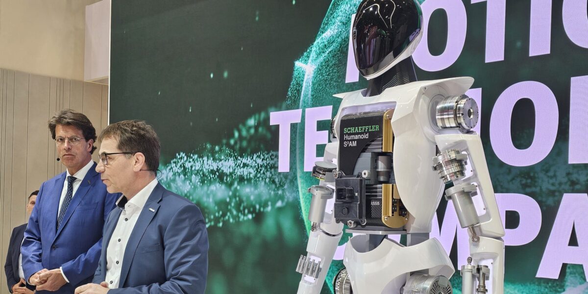 Modell eines humanoiden Roboters mit Antrieben von Schaeffler