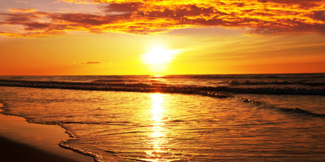 Sonnenuntergang über dem Meer