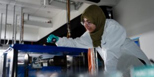 Jaanita Mehrani, Doktorandin im Graduiertenprogramm für Angewandte Physik an der Rice University