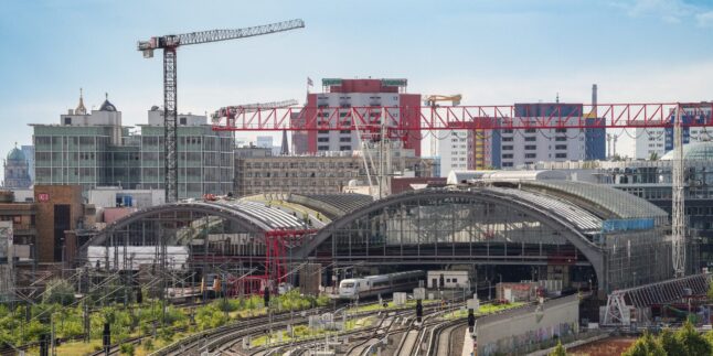 Berlin Osbahnhof während der Sanierungsphase