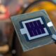 Die neue Tandemsolarzelle kombiniert Halbleiter aus CIGSe und Perowskit