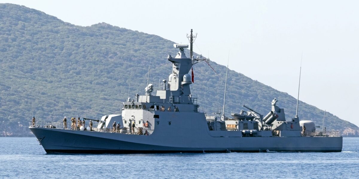 stock-image-98813024-XL_Schiff