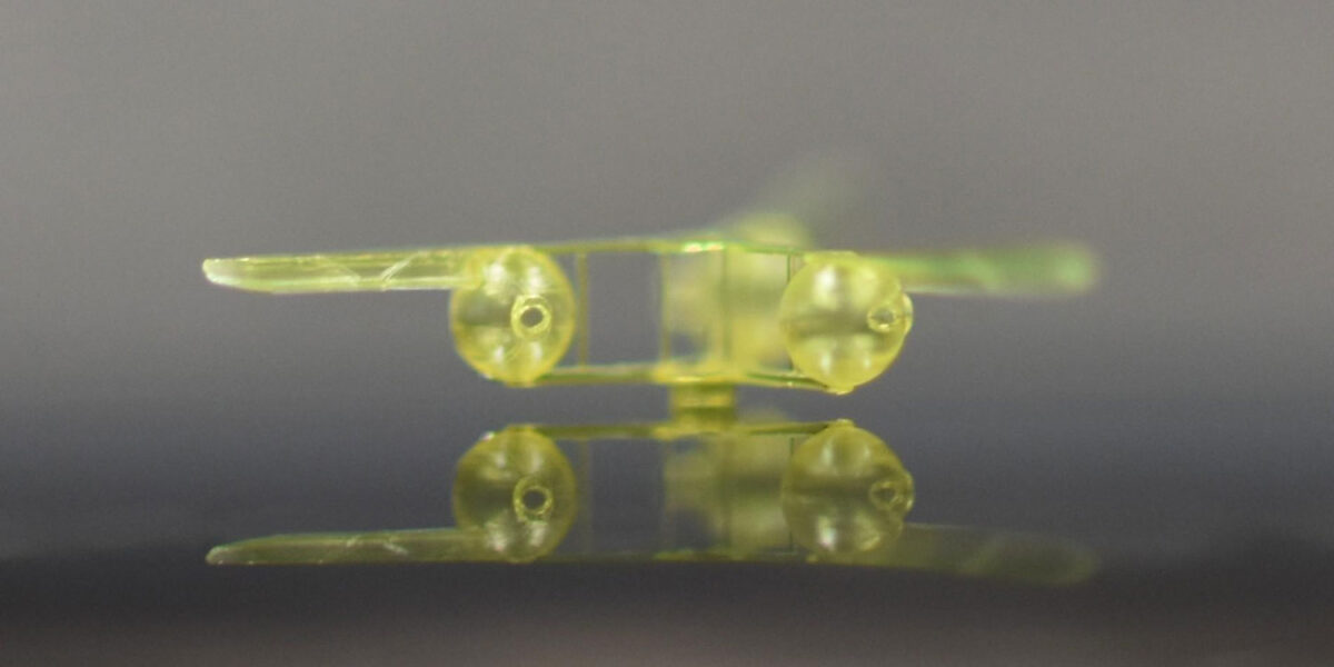 150 µg leichter Mikroflieger hebt allein mit Schall ab