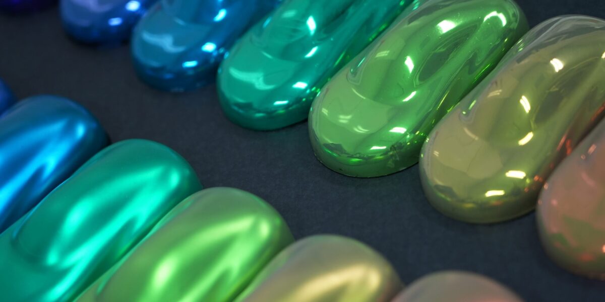 Mit Silizium-Nanopartikeln beschichtete Modellautos