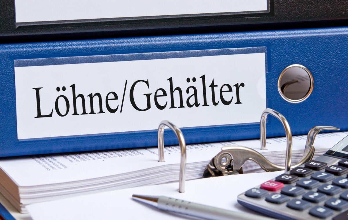 Ordner mit Beschriftung