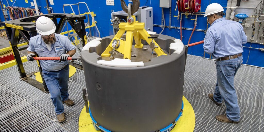 Das neue 30-Zoll-Druckgefäß von SwRI