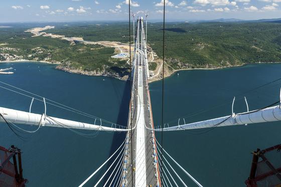 Diese Brücke über den Bosporus stellt Weltrekorde auf