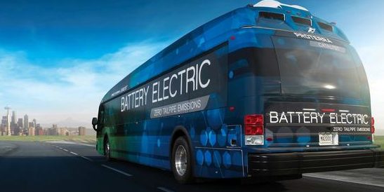Ein Elektrobus, der mit einer Akkuladung fast 600 km weit fährt