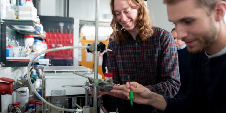 Nanopartikel machen aus Kohlendioxid nutzbares Ethanol