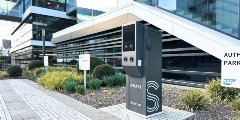 Großauftrag: Amperfied übernimmt Ladeinfrastruktur für SAP
