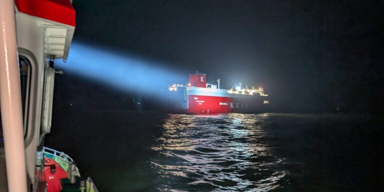MS „Thames Highway“: Was der Blackout über die Havarie verrät