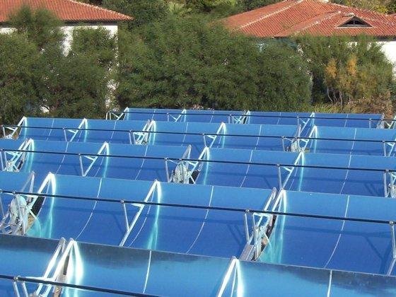 Wärmeerzeugung mit Parabolrinnentechnik findet neuen Markt bei kleineren Anlagen