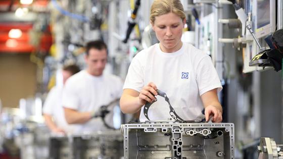 Virtual Reality spürt Fehler bei der Montage auf
