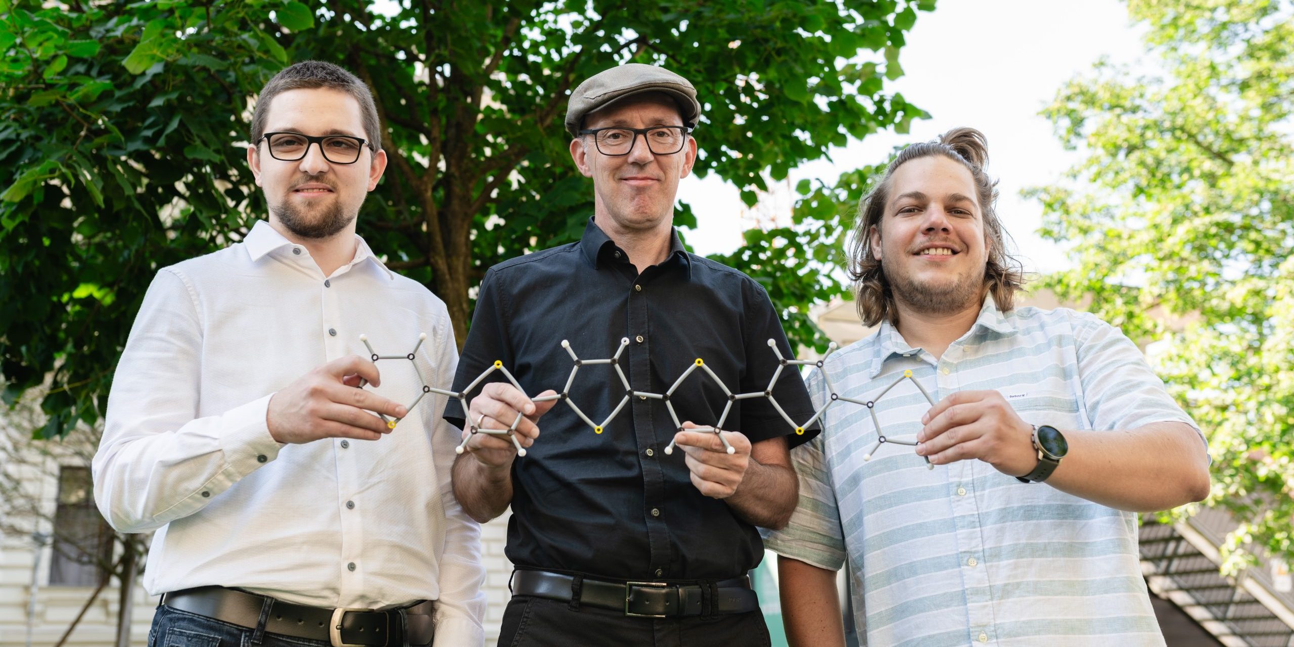 Physiker filmen erstmals, was passiert, bevor aus Licht Strom wird