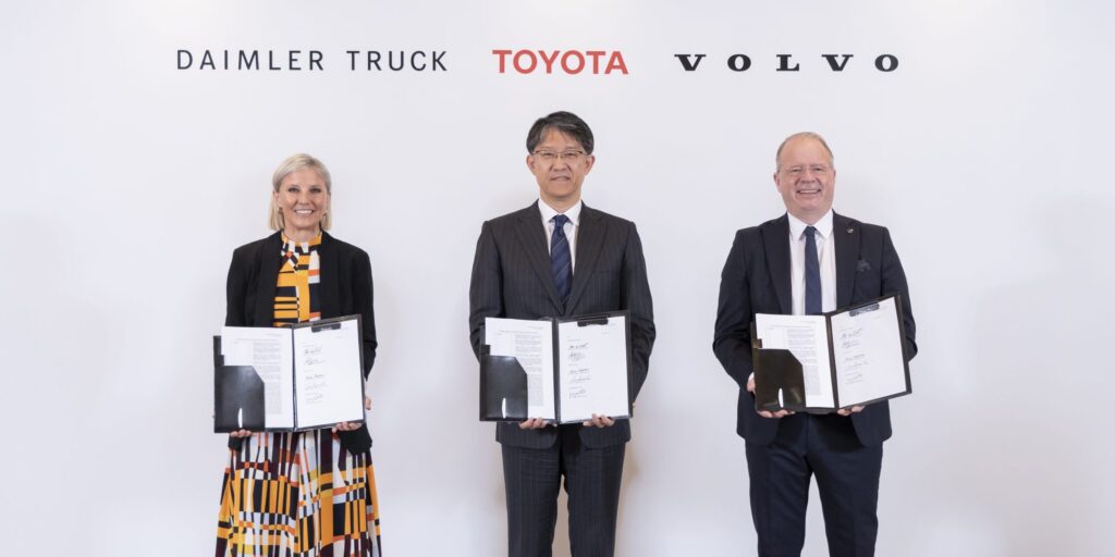 Karin Rådström, President & CEO Daimler Truck; Koji Sato, President Toyota Motor Corporation; Martin Lundstedt, President & CEO Volvo Group.