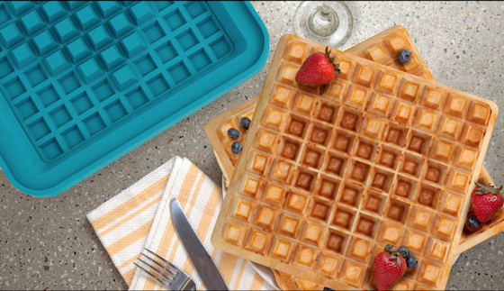 Waffeleisen mit Pixeln entfacht Kreativität beim Frühstück