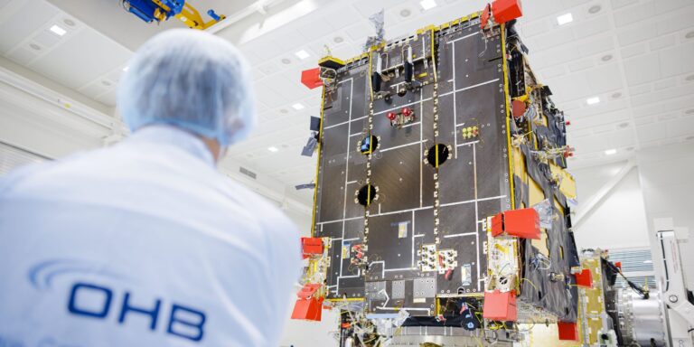 OHB und Rheinmetall gründen Joint Venture – und die kleinen Satellitenbauer protestieren