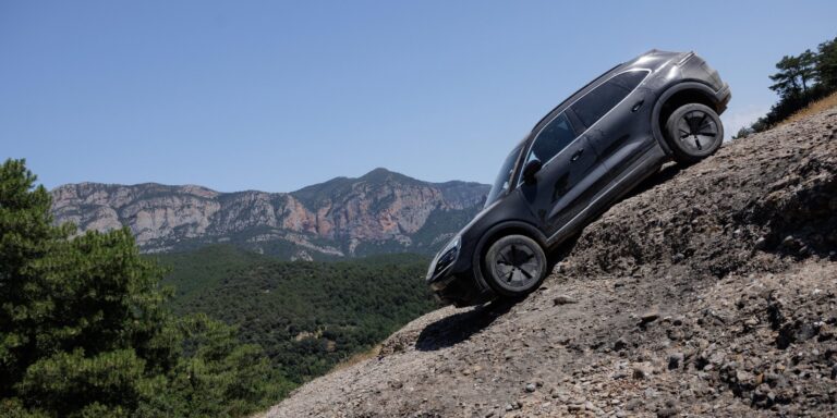 Virtuell und real: Porsche testet den Cayenne unter Extrembedingungen