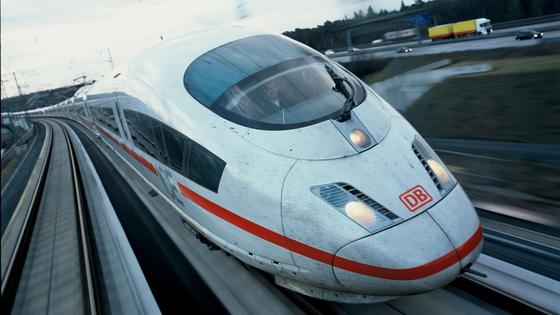 Bahn nimmt neuen Tunnel in Betrieb