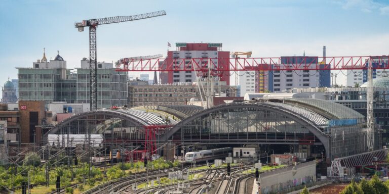 Bahn-Sanierung ohne Streckensperrung: Diese Berliner Großbaustelle zeigte, dass es auch anders geht