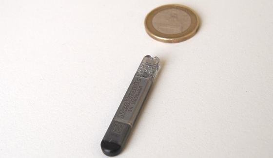 Chirurgen injizieren erstmals Mini-Langzeit-EKG ohne klassische Operation