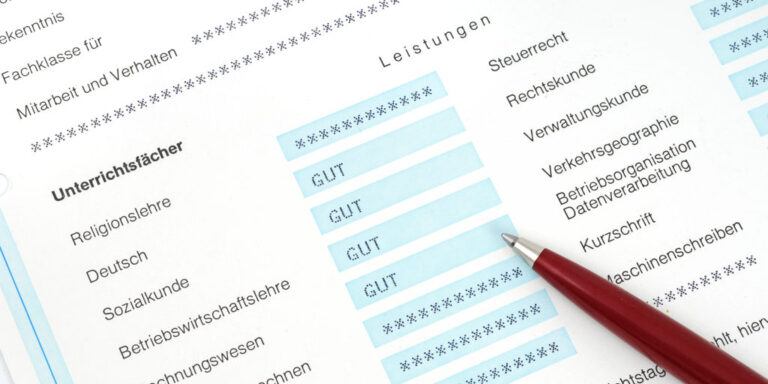 Gehört ein Zwischenzeugnis bei Ingenieuren in die Bewerbung?