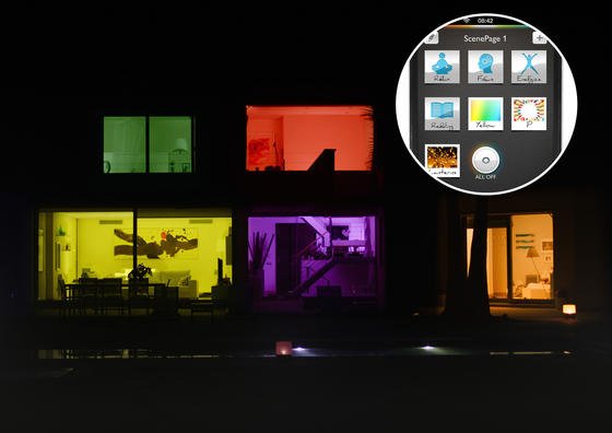Schreibtischlampe mit gebogenen OLED-Panels und einer App als Schalter