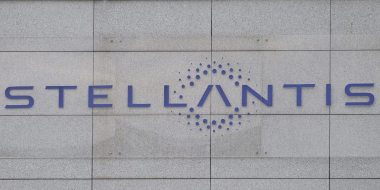 Wie Stellantis seine aktuelle Strategie neu ausrichtet
