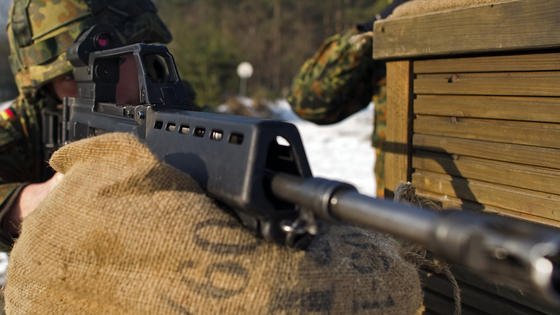 Bundeswehr hält doch am umstrittenen Gewehr G36 fest
