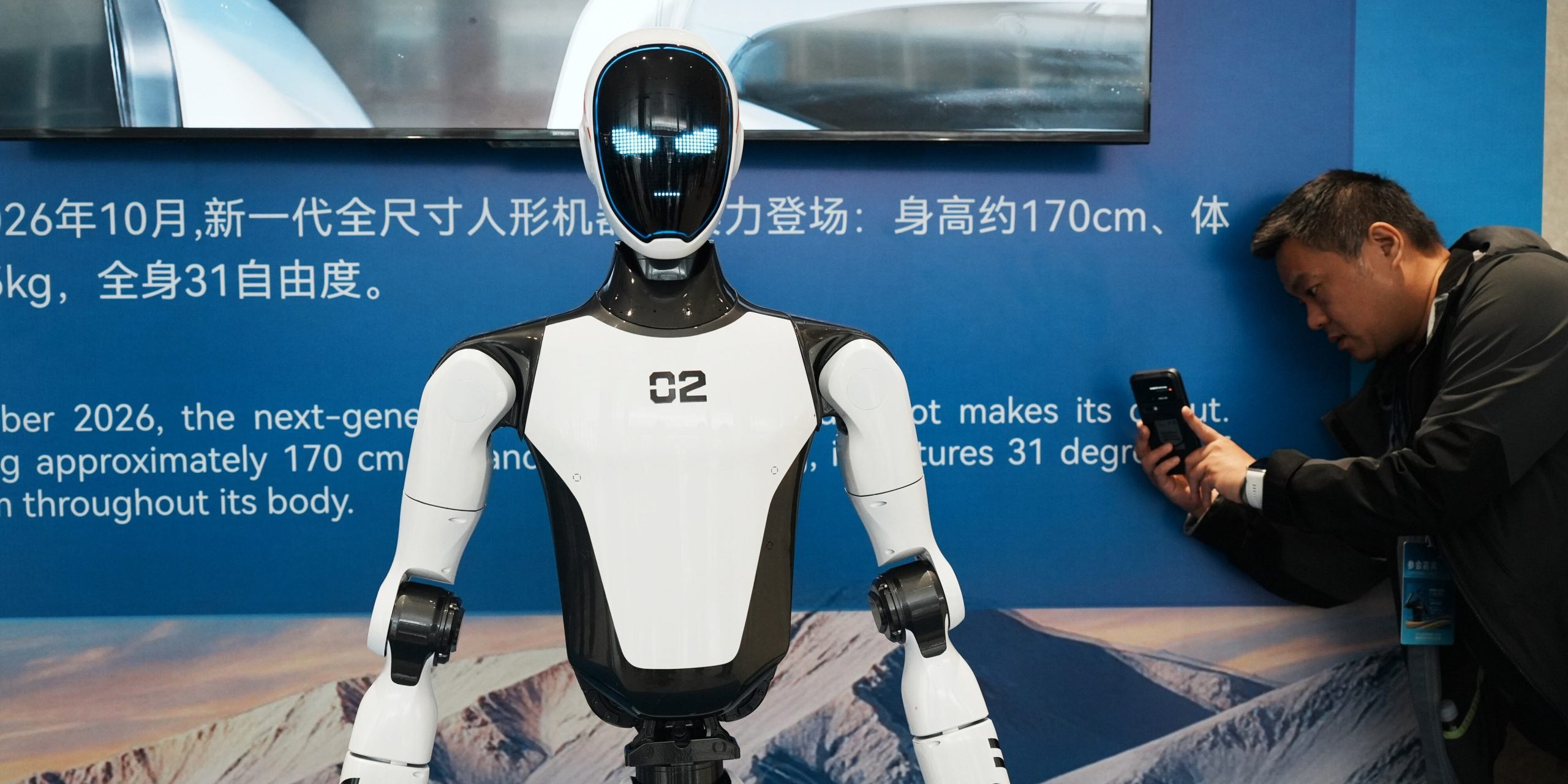 Kung-Fu-Roboter H2-X: Humanoide können kämpfen, aber nicht Treppen steigen