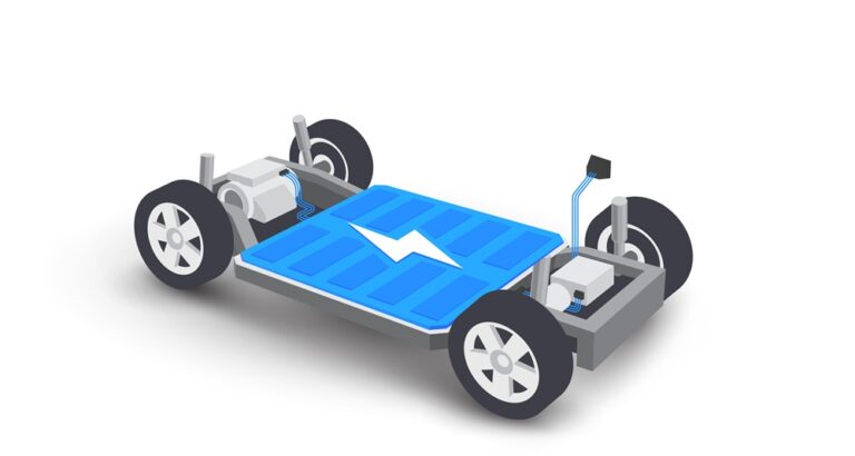 Batterien aus E-Autos: Besser recyceln oder wiederverwenden?