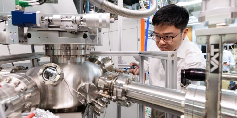Quantenmaterial auf Knopfdruck: So werden Supraleiter programmierbar