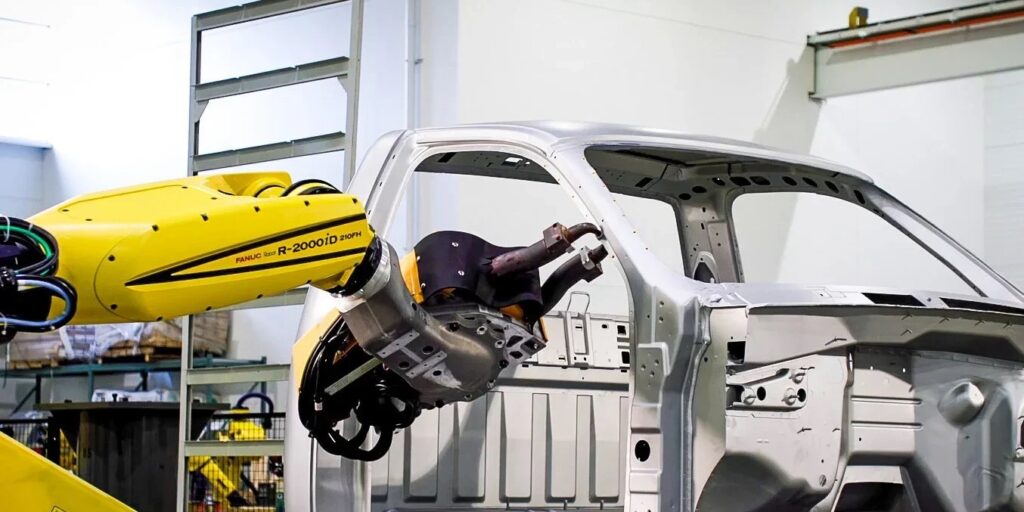 US-Autoindustrie installiert mehr Roboter