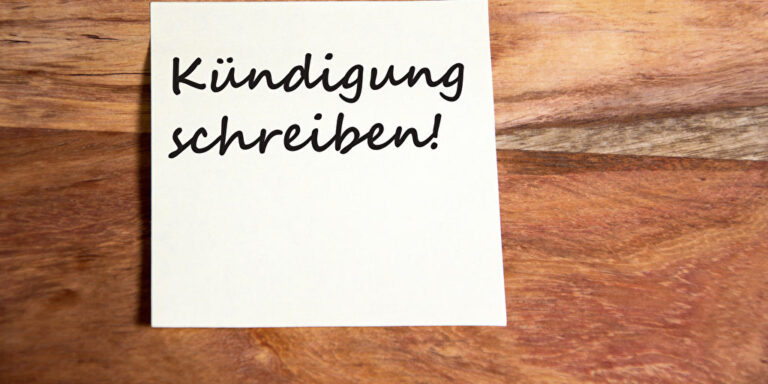 Job kündigen als Ingenieur: Fristen, Form und typische Fehler