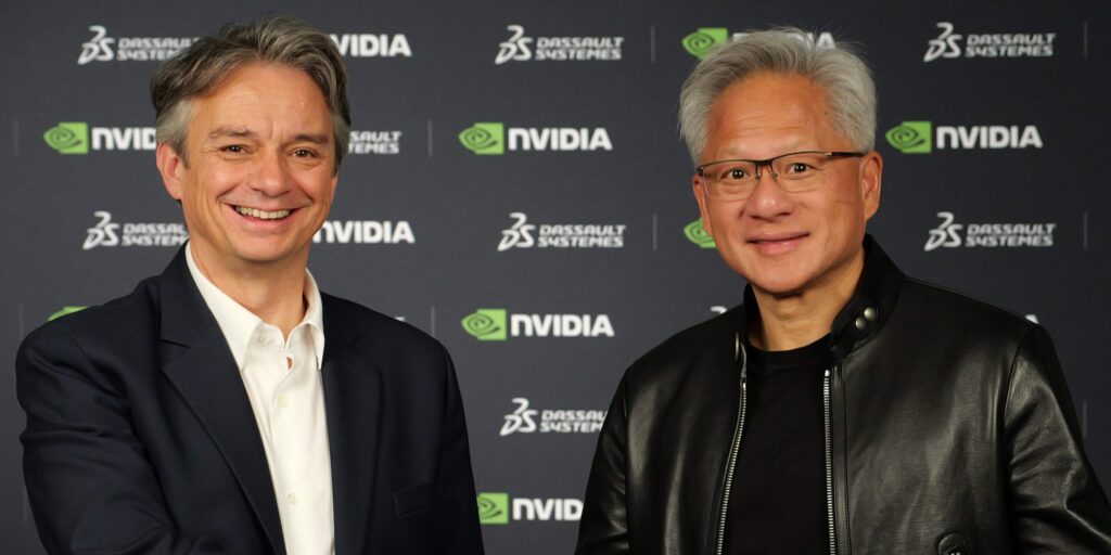 Pascal Daloz, CEO von Dassault Systèmes, und NVIDIA-Gründer Jensen Huang auf der 3DEXPERIENCE World.