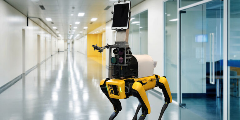 So messen Roboter Vitalparameter von Patienten berührungslos