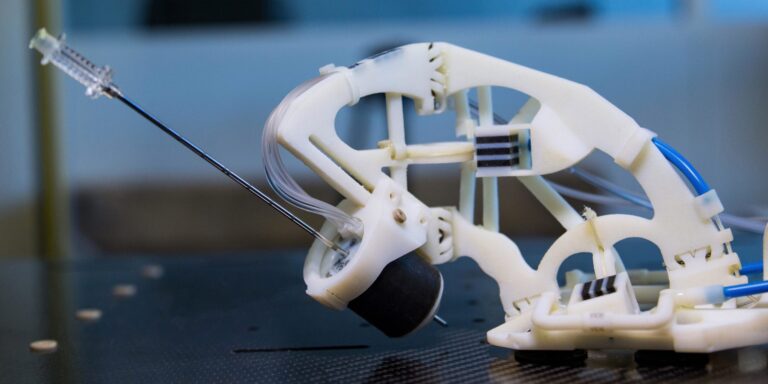 Fraunhofer: Medizinroboter aus dem Drucker soll Patienten und Ärzten helfen