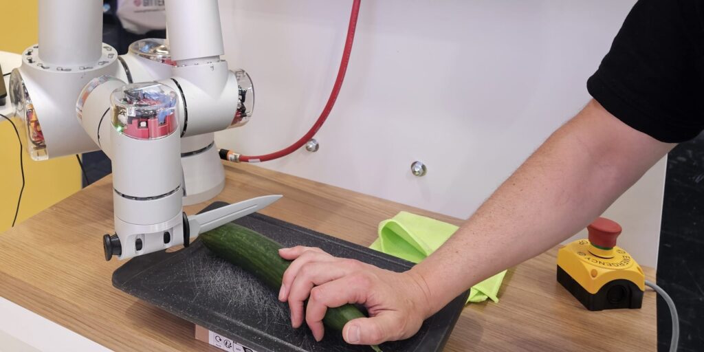 So werden humanoide und mobile Roboter sicher
