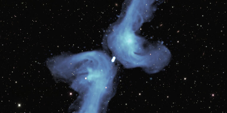 Phänomen der X-förmigen Galaxien gelöst