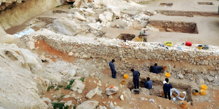 80.000 Jahre alte Steinklingen: Wie Homo sapiens Arabien besiedelte