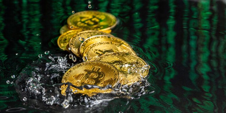 Bitcoin: Korrektur bestätigt! Chart-Experte in Prognose: Jetzt geht’s abwärts – Worst-Case-Preis: 57.000 Dollar pro BTC